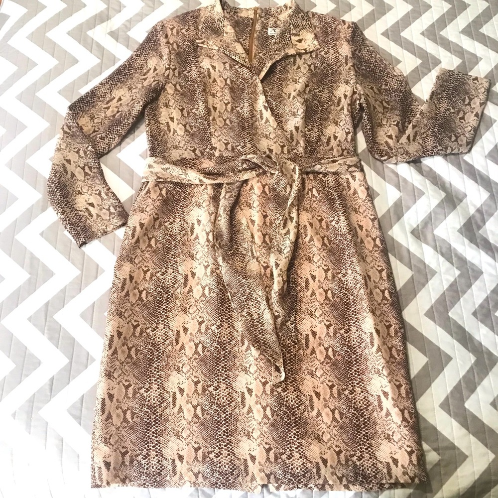 Clues collection New York Paris animal print dress